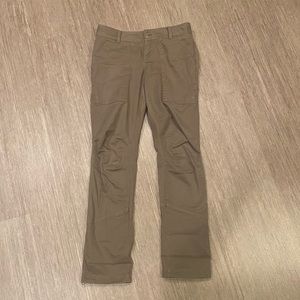 Columbia hiking, khaki pants